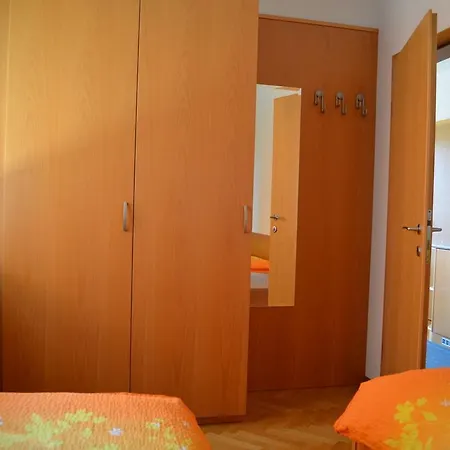 Guest house Brumec *